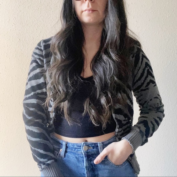 Fox zebra print hoodie - Picture 2 of 7